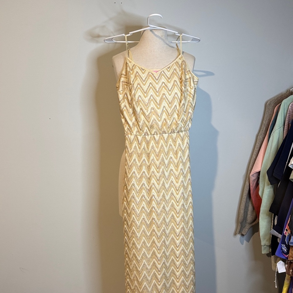 Lilly Pulitzer sleeveless maxi Dress in Cream and Gold Chevron